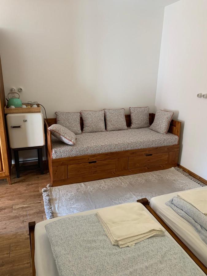 Szazesztendos Reveszhaz Apartman Szigetmonostor Zewnętrze zdjęcie