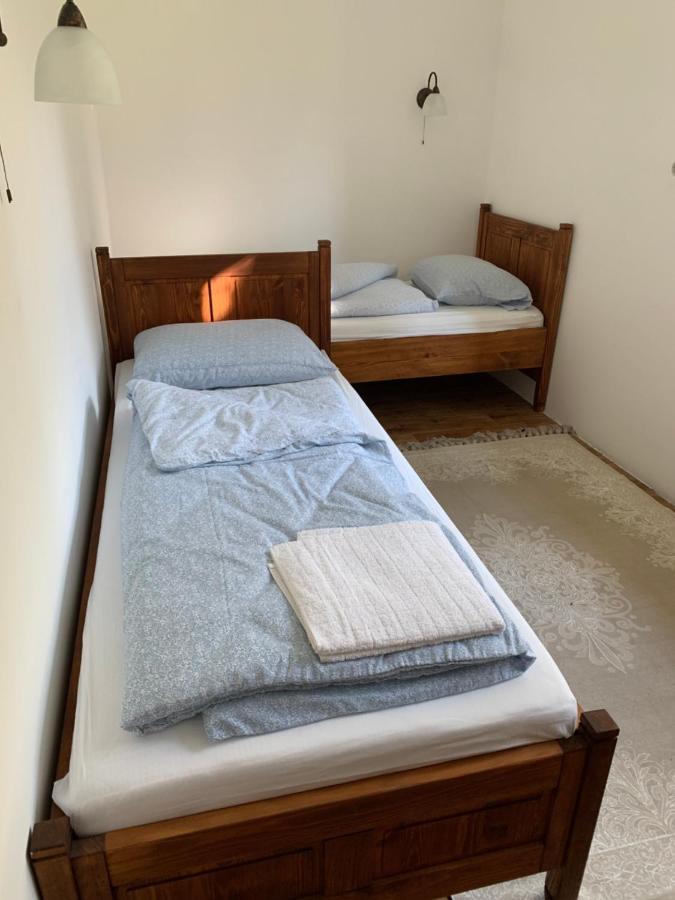 Szazesztendos Reveszhaz Apartman Szigetmonostor Zewnętrze zdjęcie